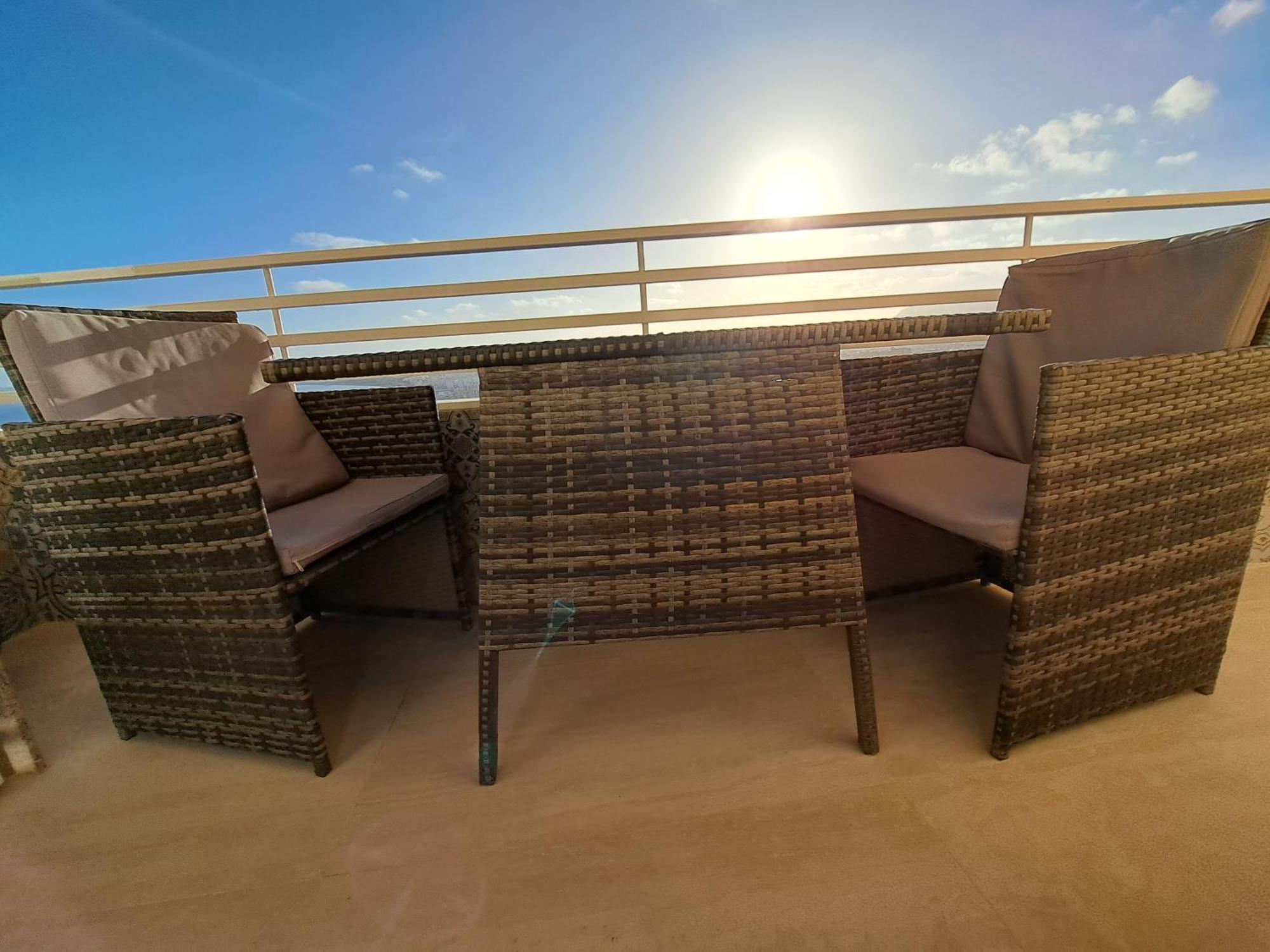 Alicante Skylights Apartments Quarto foto